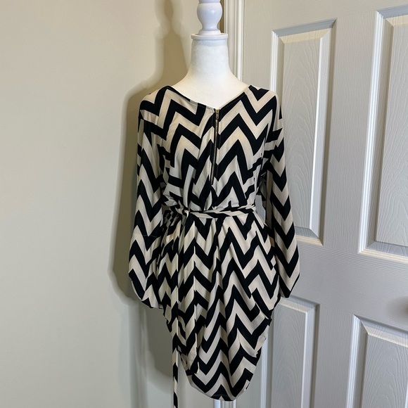 Dresses & Skirts - Women’s Chevron Dress- sizeXL
